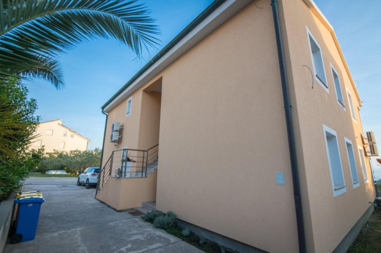 Apartment Traversa Novalja Zewnętrze zdjęcie